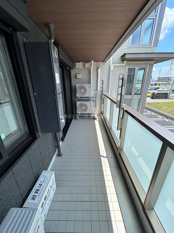 カムイ　チセ ベランダ