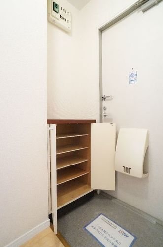 メゾン仲道G 玄関