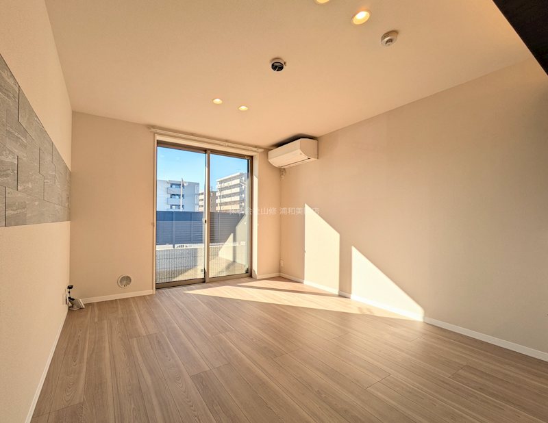 ジョイアスガード浦和美園 リビング