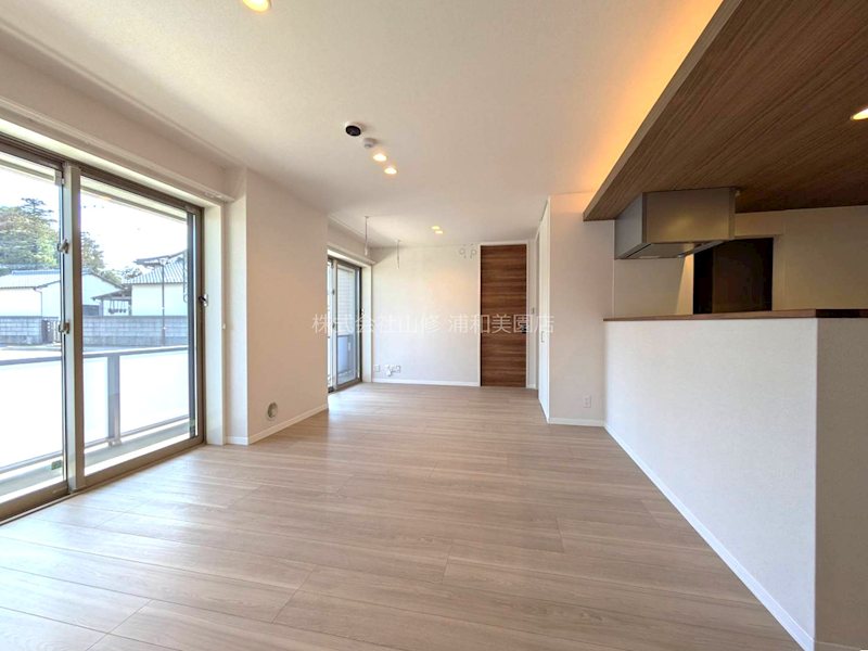 リリーフィア リビング