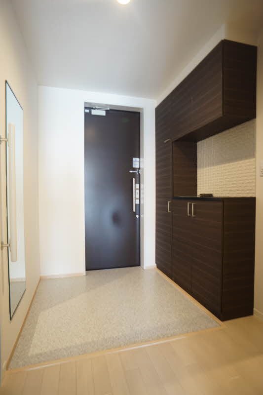 セントリヴィエ東川口 玄関