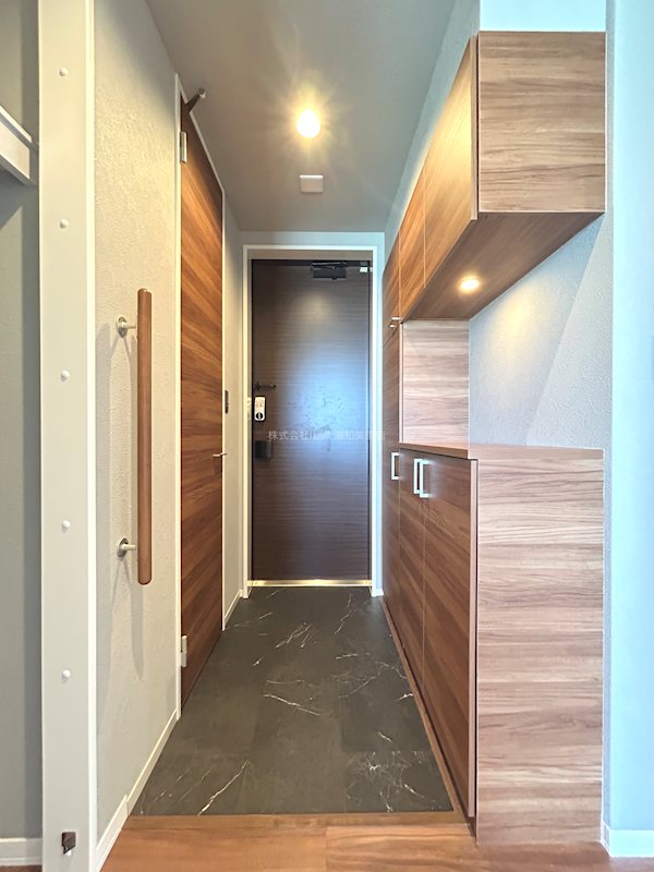 リヴァソーレ 玄関