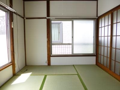 稲村アパート ベッドルーム