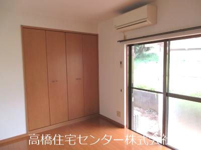 岩崎貸家 ベッドルーム