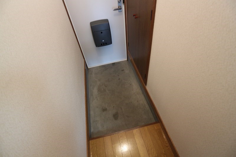 エルティアコーポ 玄関