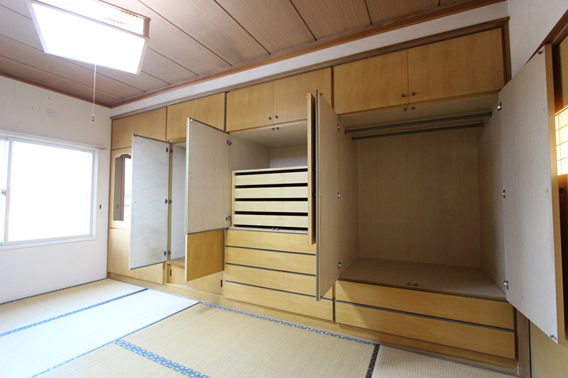 北海道北見市東相内町305番地7 収納