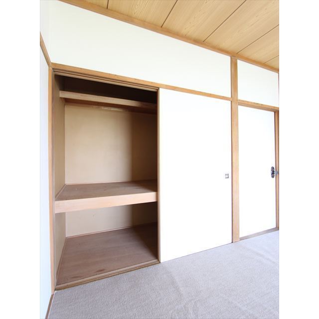 桑原ビル 収納
