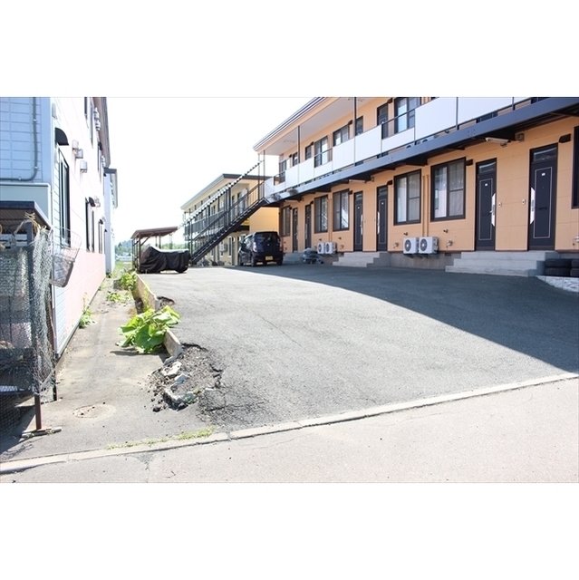 シャネルⅡ 駐車場