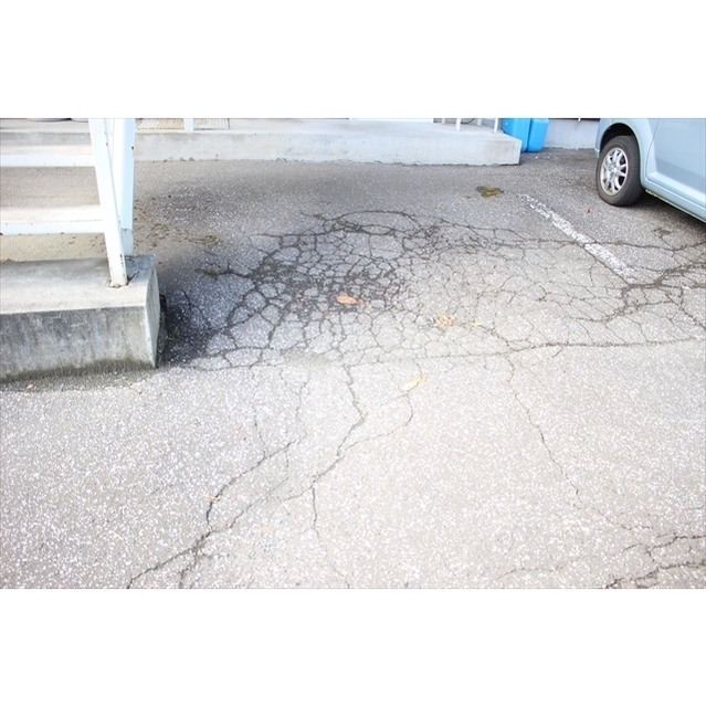 めぐみ２ 駐車場
