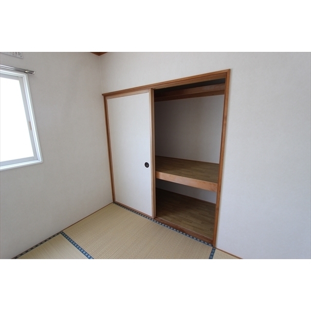 夕陽ヶ丘ハイツ 収納