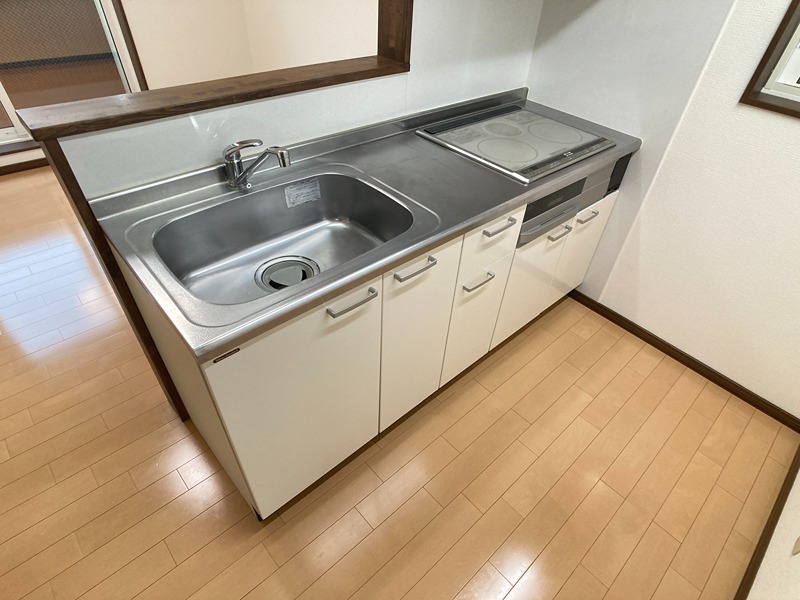 プレミアコートとん田 キッチン