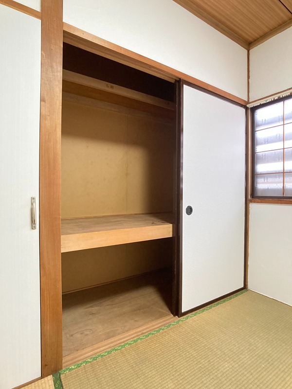 コーポエルム（美山町） 収納