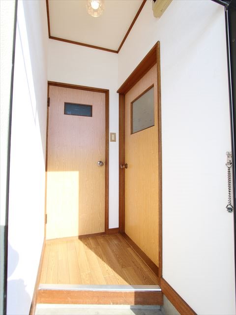 コーポエルム（美山町） 玄関