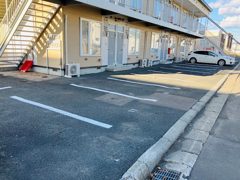 アスリープ 駐車場