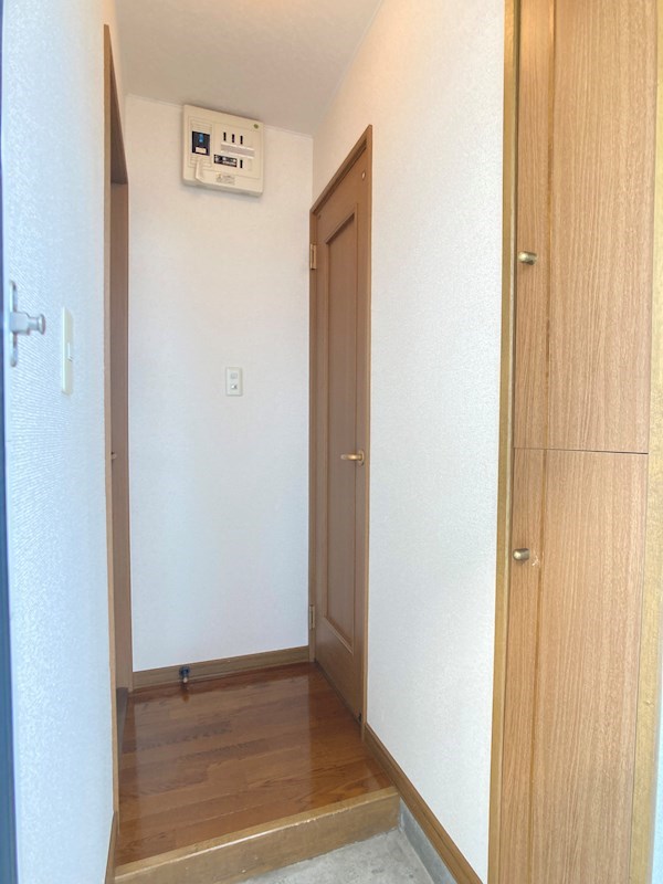 メイプルハウスＡ 玄関