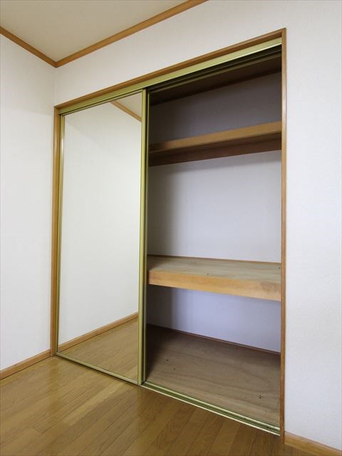 ハイツあしたば 収納