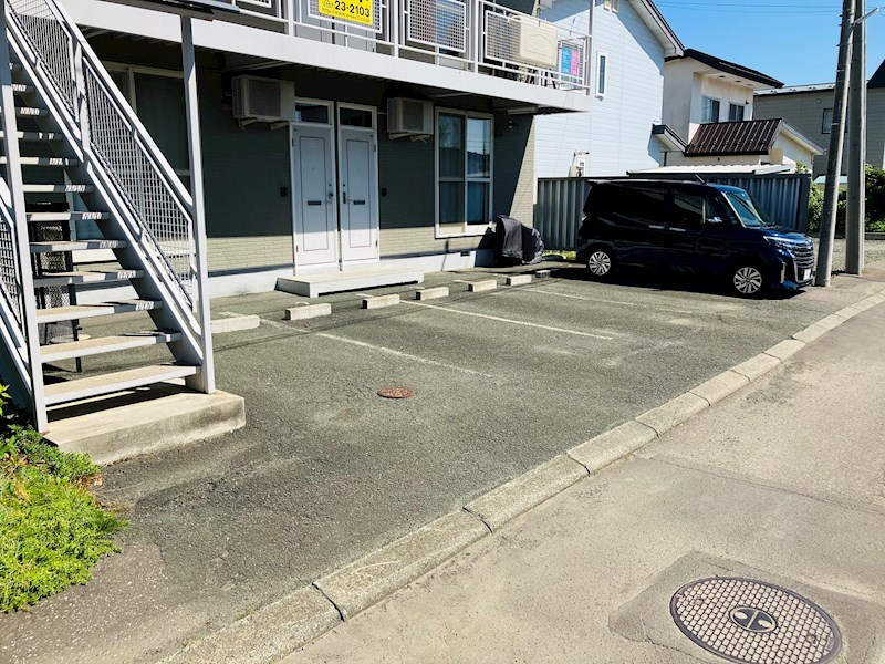 ドリームハイツ 駐車場