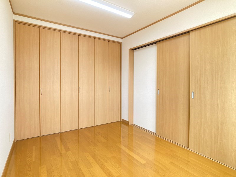 カレッジヒルズ ベッドルーム