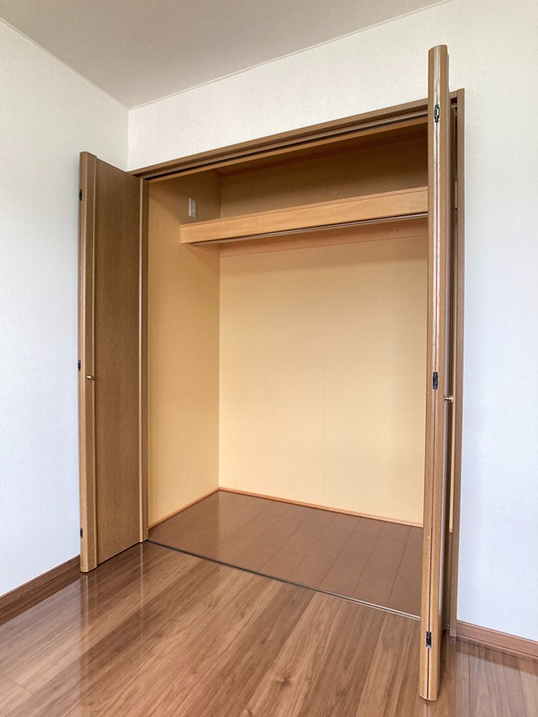 イーストウェイ 収納