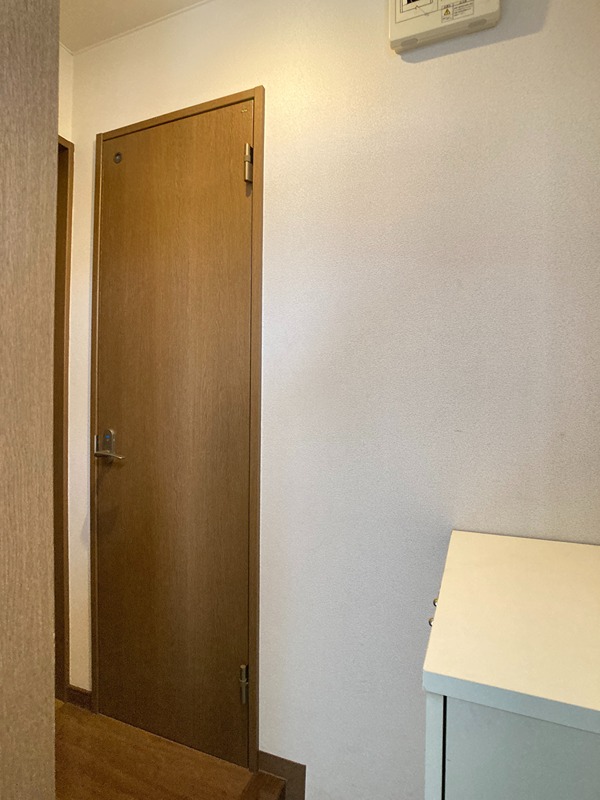 イーストウェイ 玄関