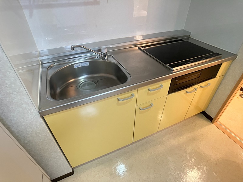 リバティ西富 キッチン