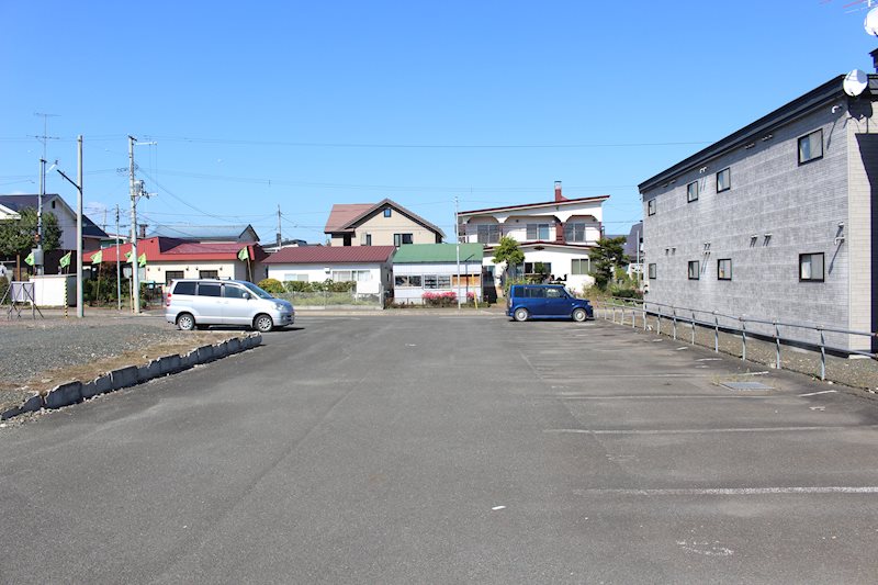 ステイツ中ノ島 駐車場