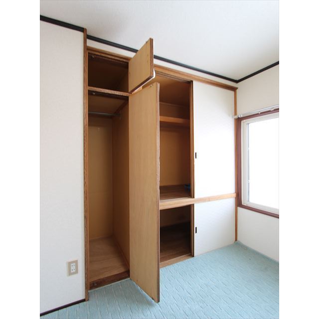 南仲町１号ハイツ 収納