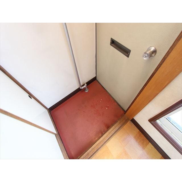 南仲町１号ハイツ 玄関