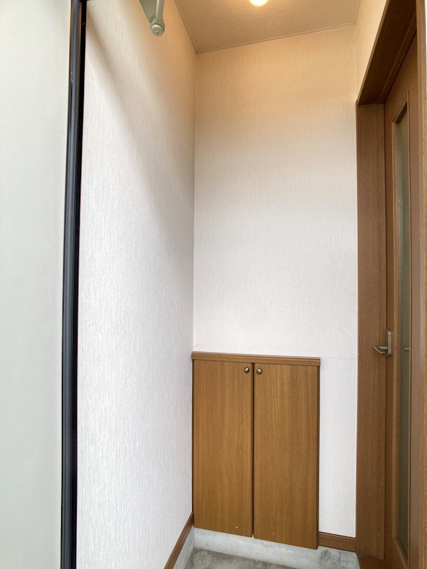 コーポラスキティ 玄関