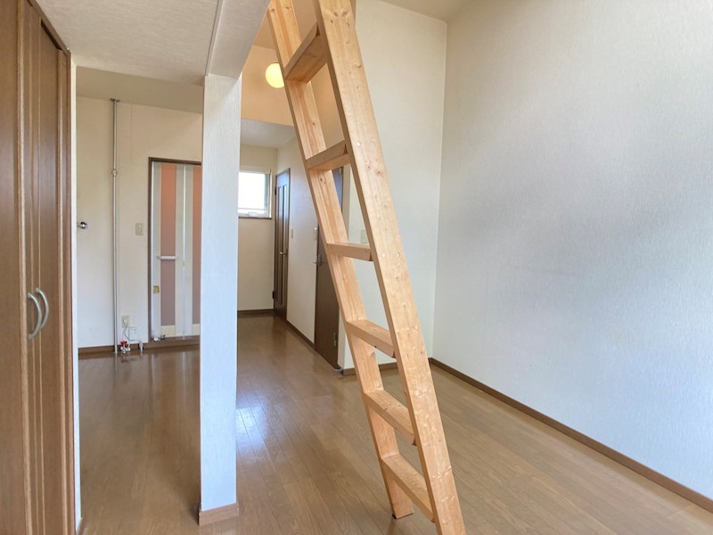 コーポラスキティ ベッドルーム