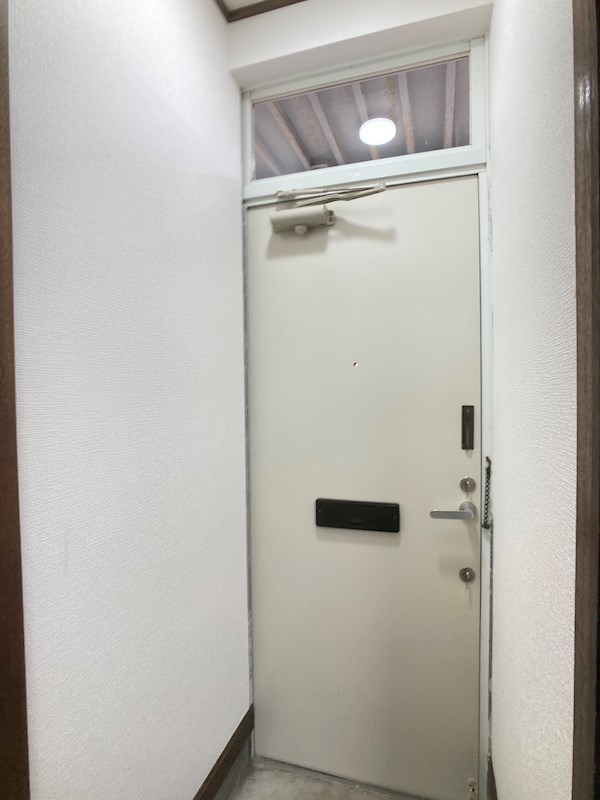 イナダマンション 玄関
