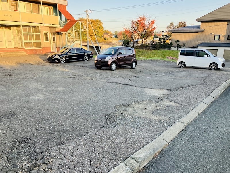 ビューハイツターフⅠ 駐車場