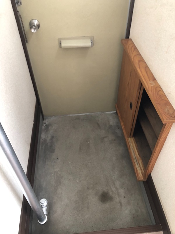 香登マンション 玄関