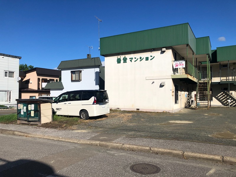 香登マンション 駐車場