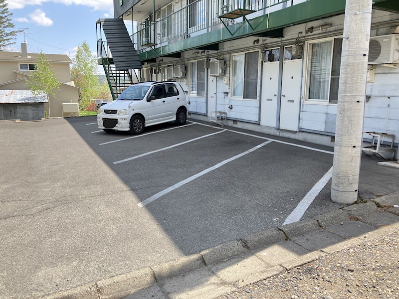 ステップカーサⅠ 駐車場