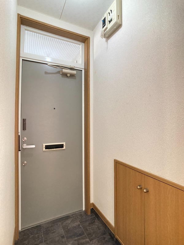 ハイツS2 玄関