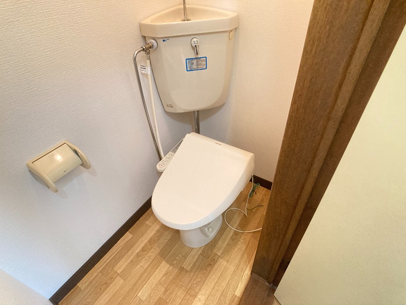 コーポサーフライフ トイレ