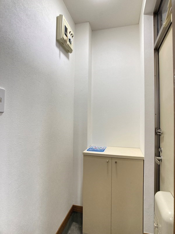 サンクレスト東三輪 玄関