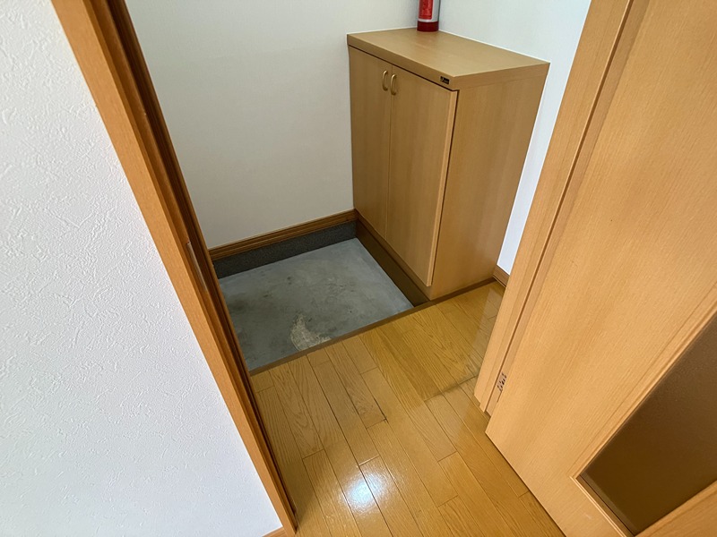 スペースＢ 玄関
