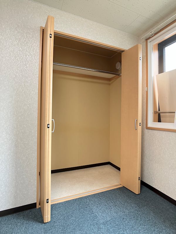リバティ西富 収納