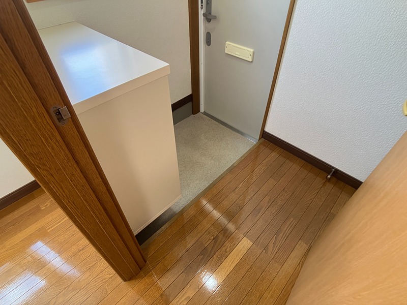 ウィンズニューバース 玄関