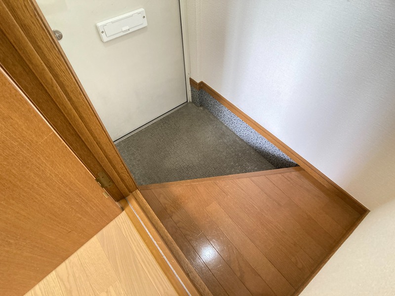 ハピネス北光 玄関