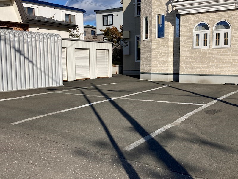 シャトーＫ 駐車場