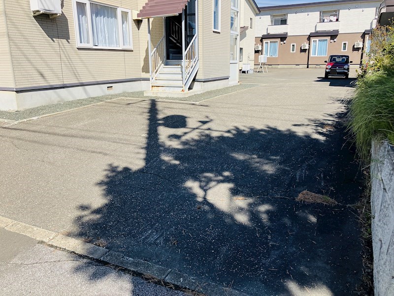 コンフォート朝日 駐車場