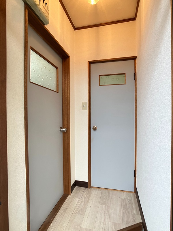 コーポラスマドカ 玄関