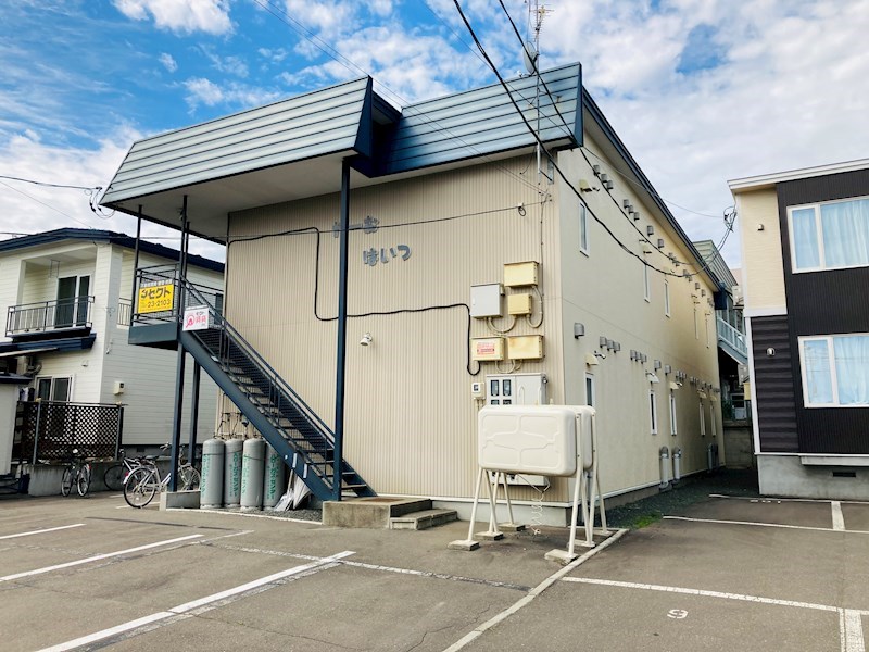 カームハイツ 外観