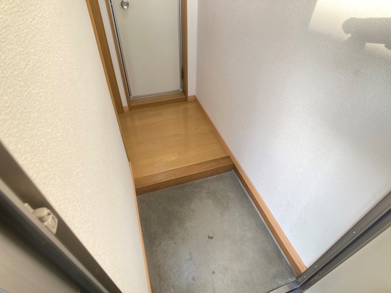 カームハイツ 玄関