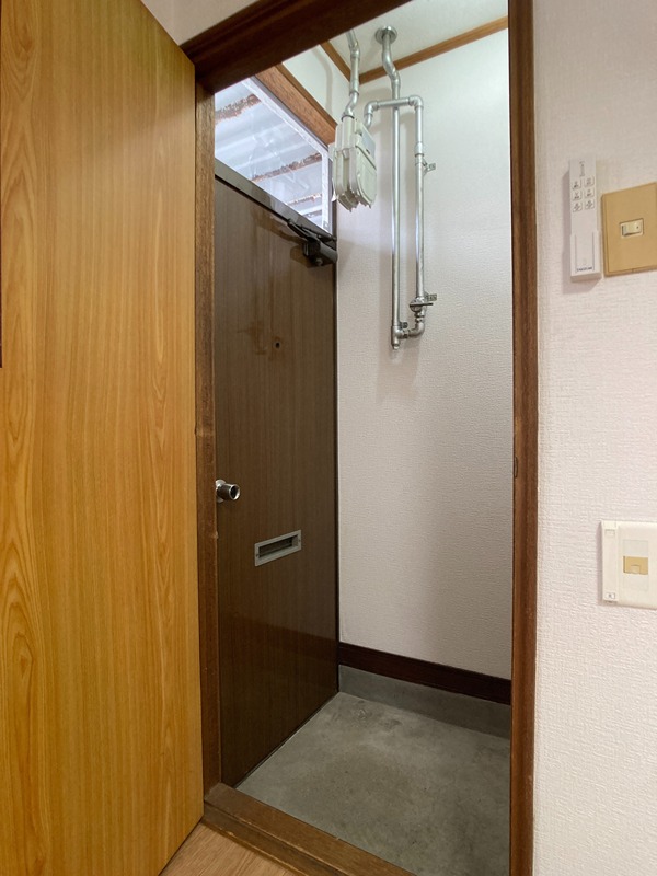 ハイツ井上 玄関