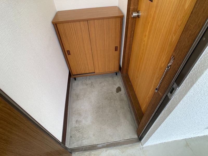 ハイツ井上 玄関