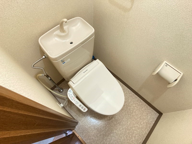 ブロッサムＫ トイレ